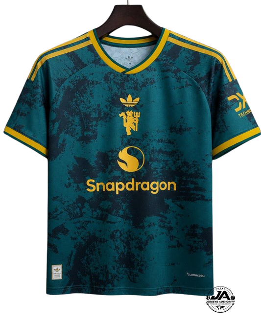 Manchester United 2026/27 Special Edition Green Gold Jersey - Fan Version