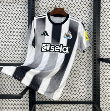 Newcastle United Home Fan Jersey 2025/26