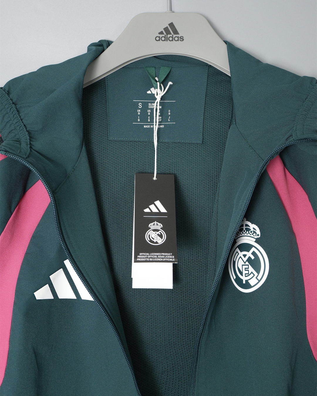 2026/27 Real Madrid Dark Green Hooded Windbreaker Jacket