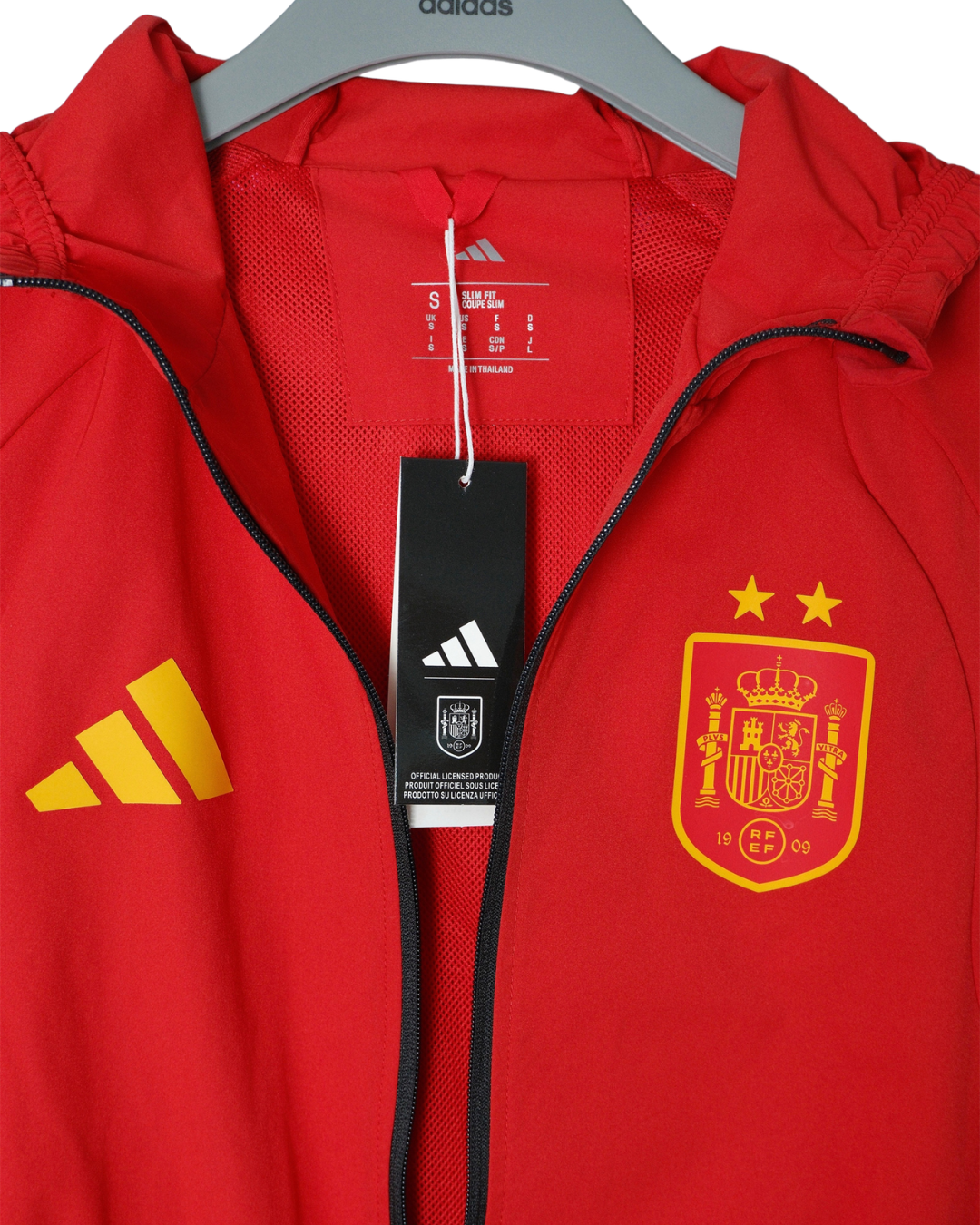 2026/27 Spain Red Hooded Windbreaker Jacket