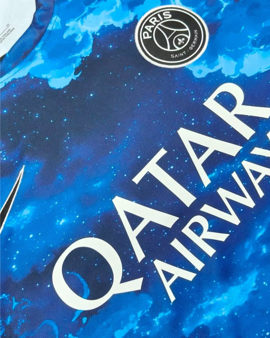 Camiseta Paris Saint-Germain 2026/27 Edición Especial Cielo Azul Nube - Versión Aficionado