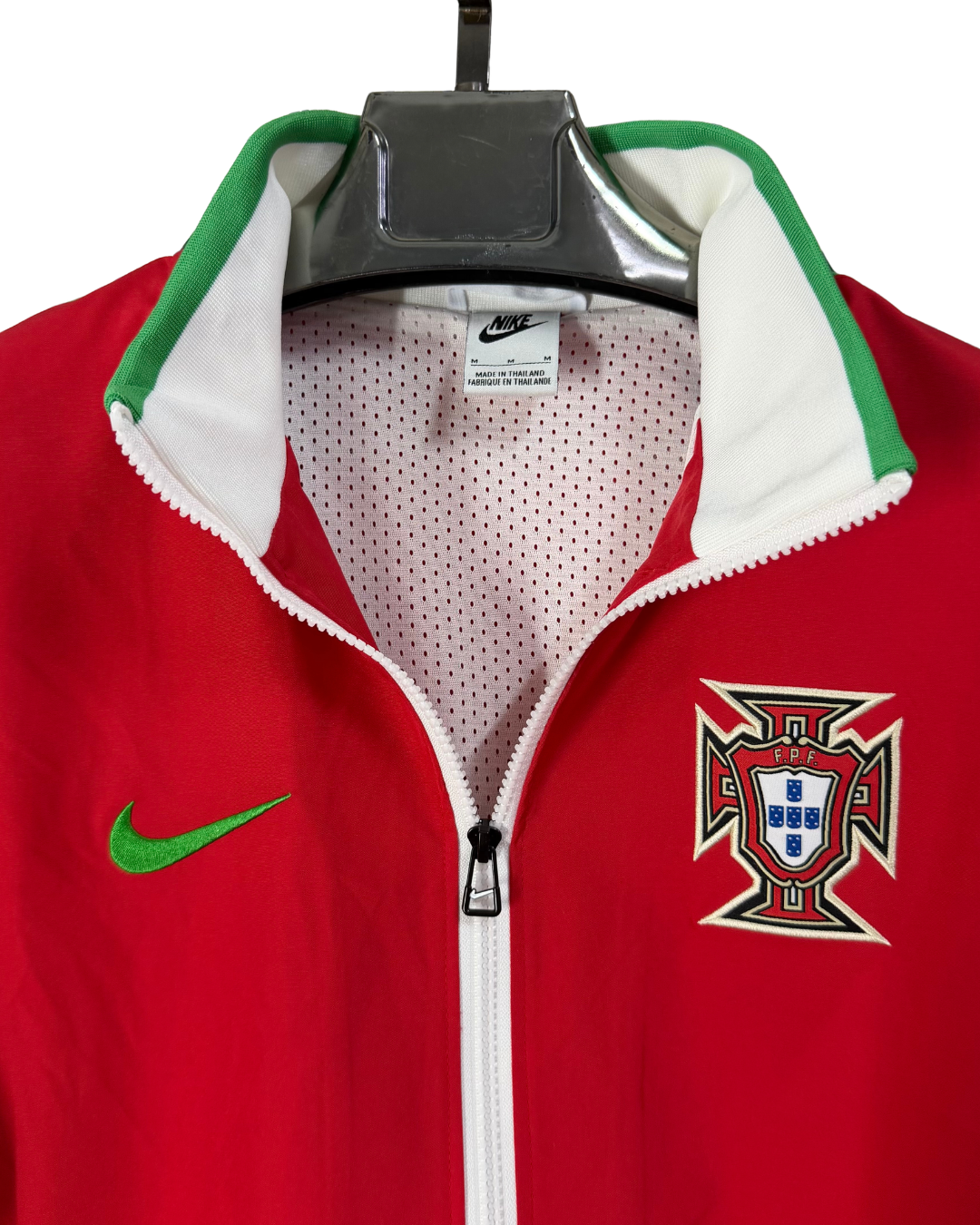 26/27 Portugal Red Full Zipper Windbreaker - detail