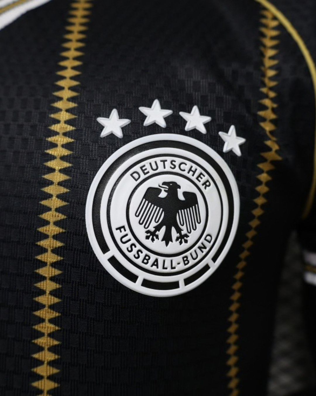 Alemania 2025/26 camiseta de local - Versión de jugador - Ajuste ceñido