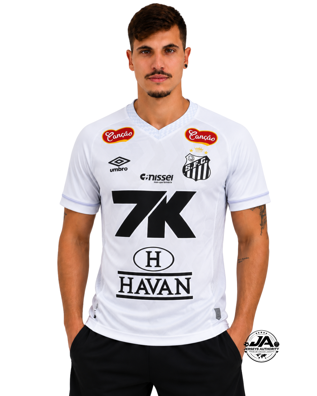 Camiseta de jugador local Umbro del Santos 2025/26 con todos los patrocinadores - Corte entallado