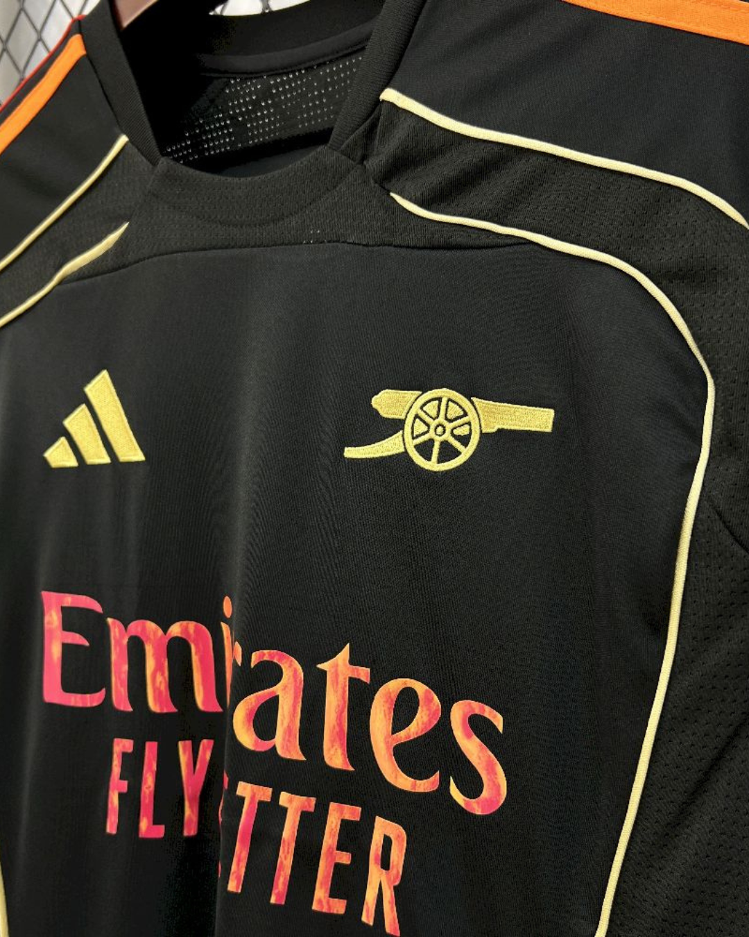 Camiseta Pre-Partido Arsenal 2025/26 - Versión Aficionado