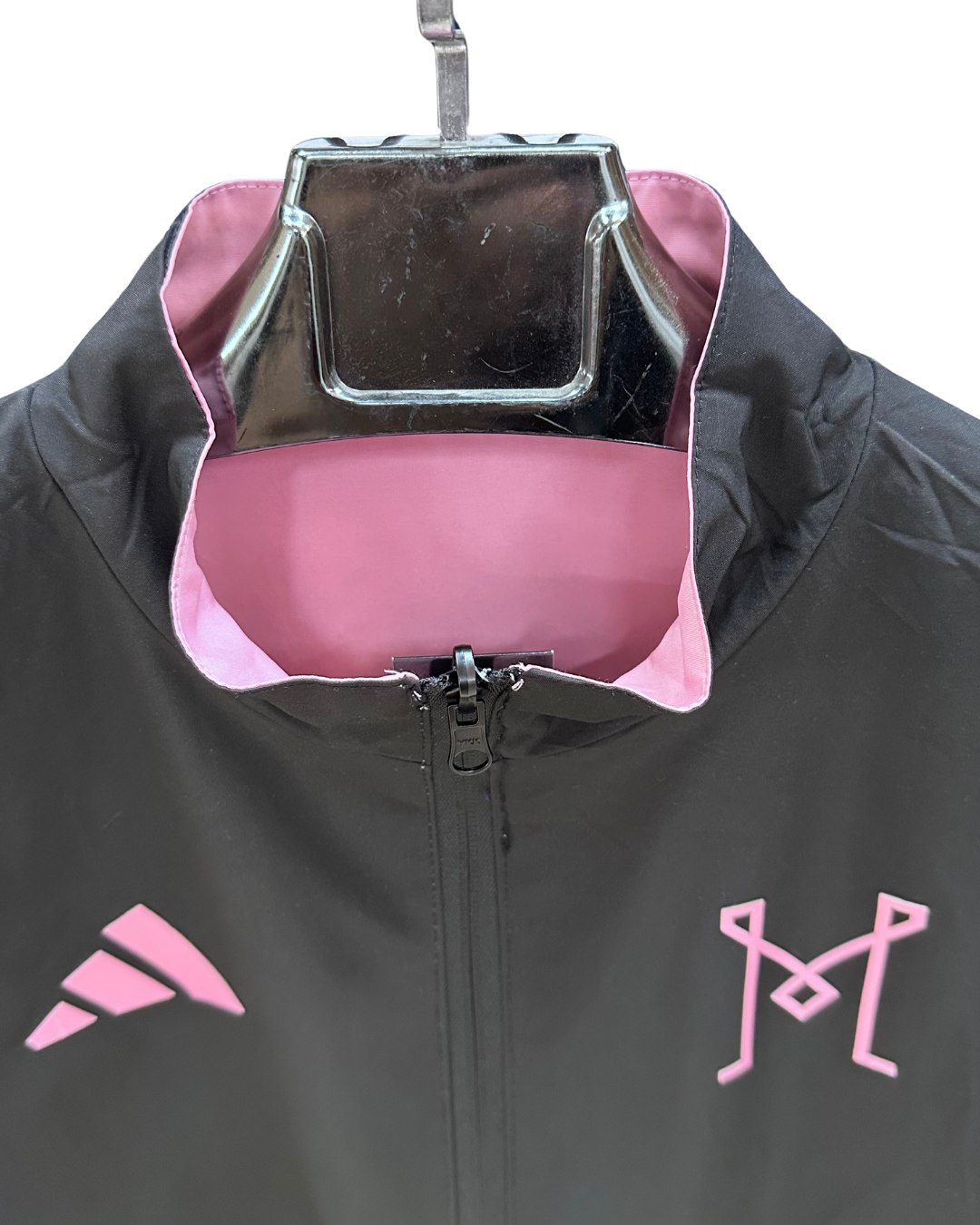 Inter Miami reversible windbreaker black collar detail