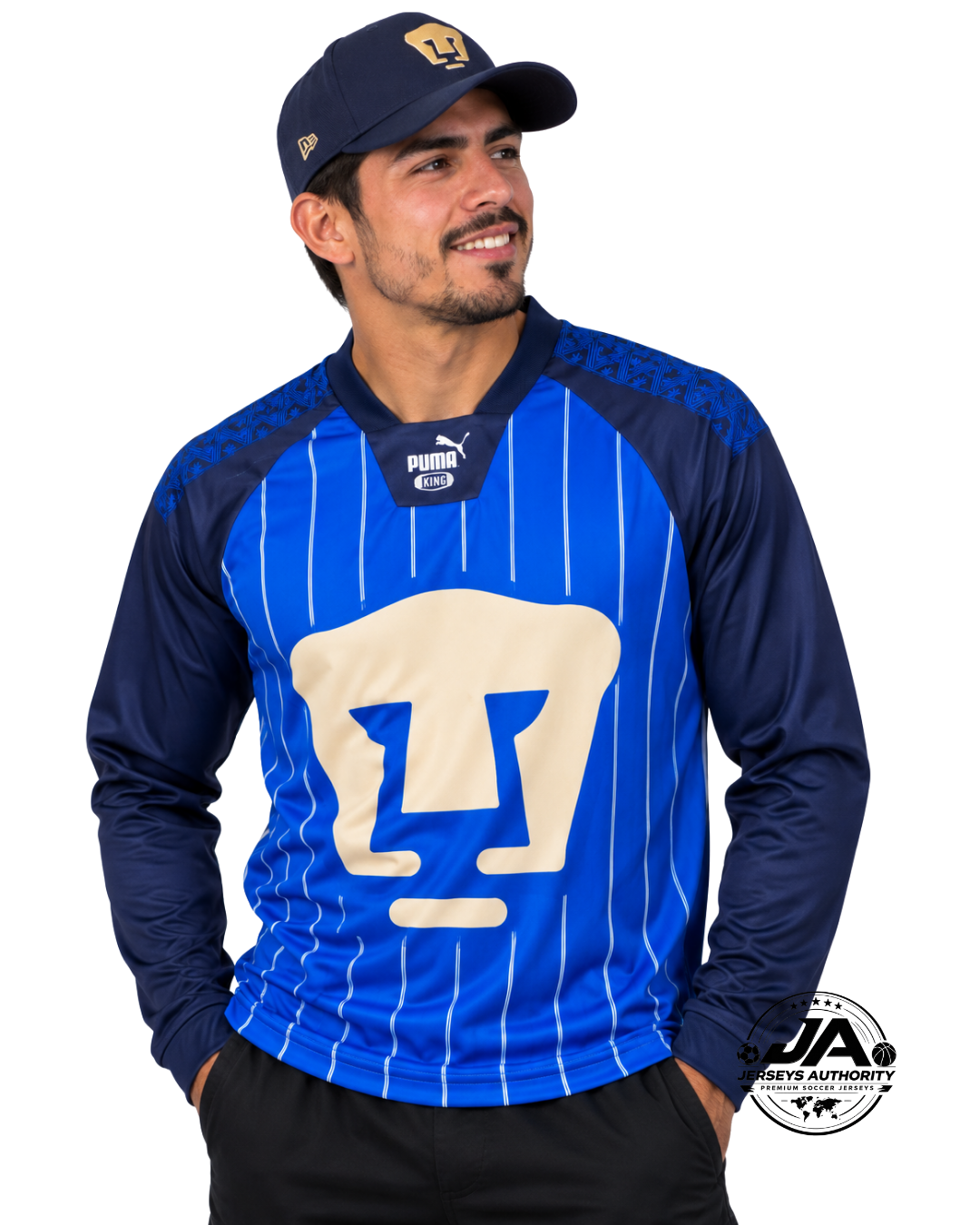 26/27 Pumas UNAM King Blue Long Sleeve Jersey - Model